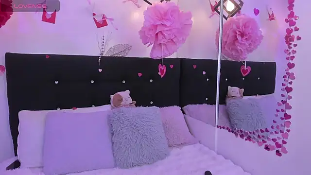 Snapshot of Anniie__Evans chatting on 03-02-26, 04:03 Anniie Evans online show from 03-02-26, 04:03