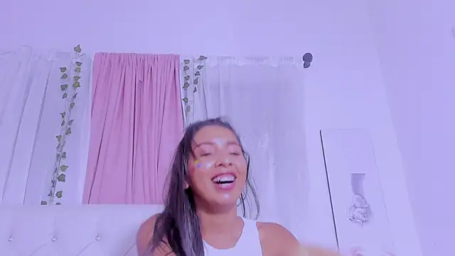 Emma lorense22 online show from 03-21-25, 01:24