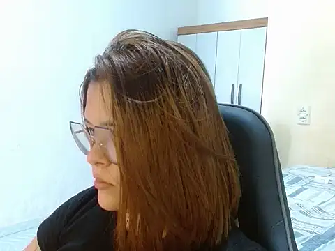 Snapshot of GoddessChaar chatting on 03-01-25, 03:27 GoddessChaar online show from 03-01-25, 03:27