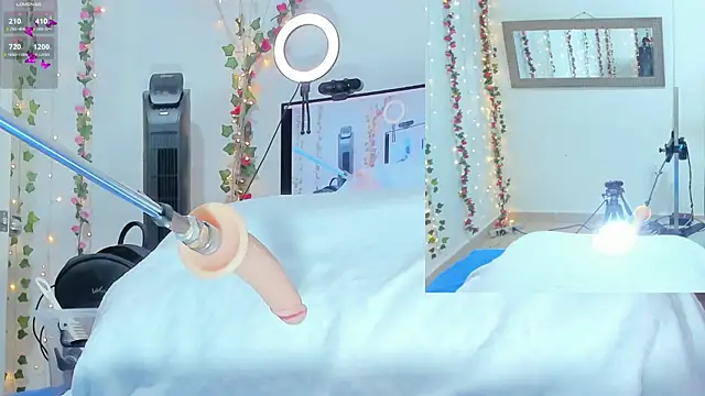 Snapshot of Genesis_Love__ chatting on 10-26-25, 09:26 Genesis Love online show from 10-26-25, 09:26