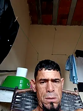 Snapshot of 39januario chatting on 02-17-26, 02:24 39januario online show from 02-17-26, 02:24