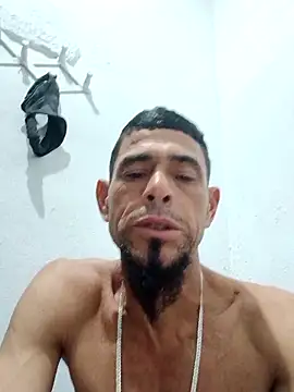 Snapshot of 39januario chatting on 02-20-26, 01:46 39januario online show from 02-20-26, 01:46