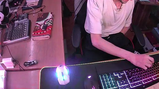 DerGeileLoveboy online show from 10-10-25, 05:28