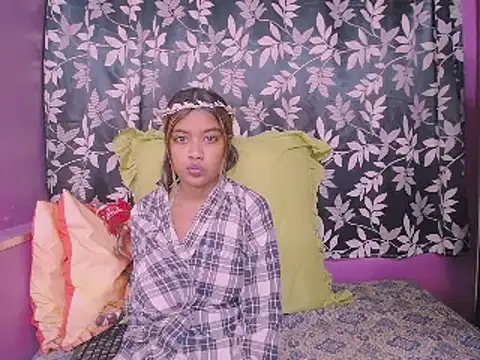 lola brown18 online show from 02-26-25, 06:04