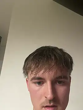 Snapshot of leobarth chatting on 02-26-25, 10:47 leobarth online show from 02-26-25, 10:47