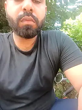 Snapshot of irizwan chatting on 10-05-25, 09:18 irizwan online show from 10-05-25, 09:18