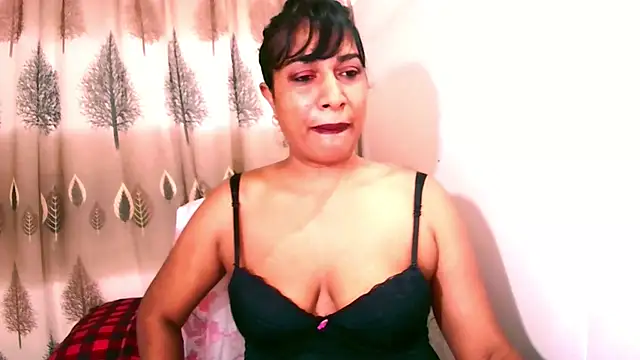 Indian Erotic69 online show from 11-28-25, 04:37