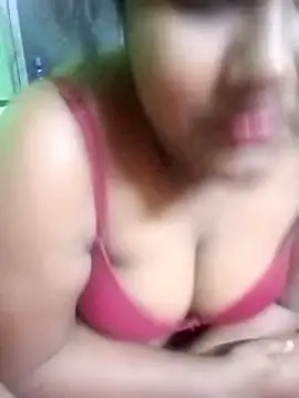 Snapshot of horny_diana chatting on 03-19-25, 06:34 horny diana online show from 03-19-25, 06:34