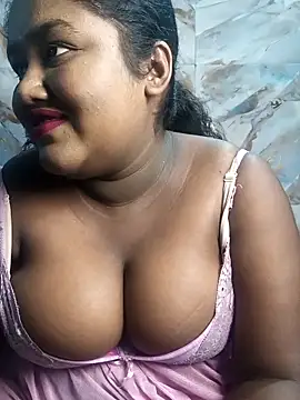 Snapshot of horny_diana chatting on 09-22-25, 06:43 horny diana online show from 09-22-25, 06:43