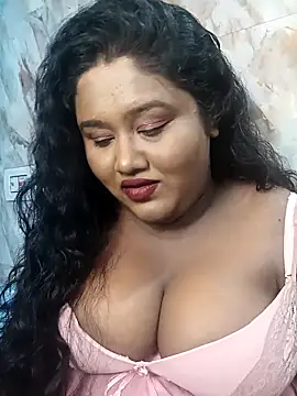 Snapshot of horny_diana chatting on 10-11-25, 06:06 horny diana online show from 10-11-25, 06:06