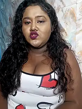 Snapshot of horny_diana chatting on 10-25-25, 05:19 horny diana online show from 10-25-25, 05:19