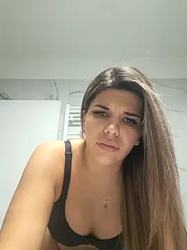 Bella Posh online show from 10-11-25, 06:34