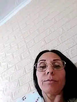 Snapshot of Ramona870 chatting on 03-05-25, 10:44 Ramona870 online show from 03-05-25, 10:44