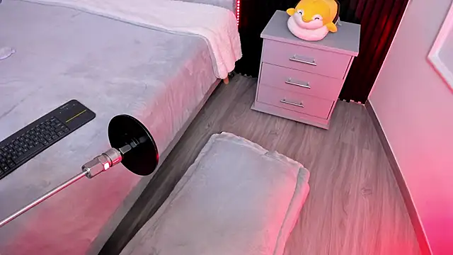 Ibbiebennett online show from 11-05-25, 03:50