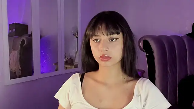 Seren Bleck online show from 09-25-25, 02:15