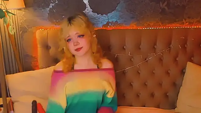 EmilyAngells online show from 05-15-26, 06:53