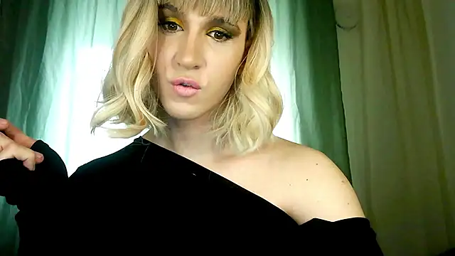 Snapshot of hellenspellman chatting on 03-10-25, 05:54 hellenspellman online show from 03-10-25, 05:54