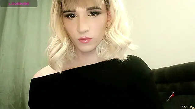 Snapshot of hellenspellman chatting on 03-15-25, 05:15 hellenspellman online show from 03-15-25, 05:15