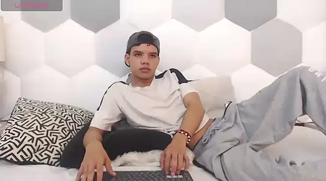 Axel Forte online show from 02-25-25, 12:45