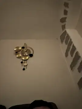 Snapshot of benhadj71 chatting on 04-01-26, 12:33 benhadj71 online show from 04-01-26, 12:33