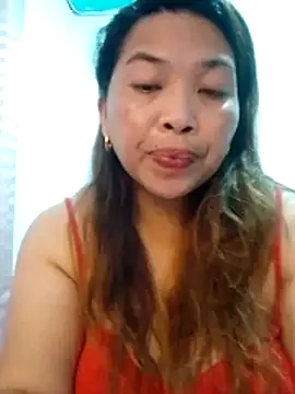 Snapshot of Sweet_fatty18 chatting on 10-21-25, 02:12 Sweet fatty18 online show from 10-21-25, 02:12