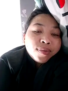 Snapshot of Sweet_fatty18 chatting on 10-21-25, 03:24 Sweet fatty18 online show from 10-21-25, 03:24