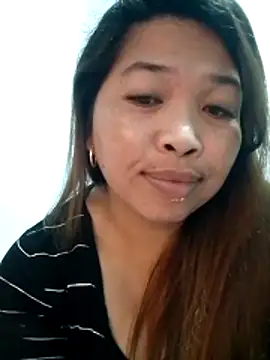 Snapshot of Sweet_fatty18 chatting on 11-17-25, 01:22 Sweet fatty18 online show from 11-17-25, 01:22