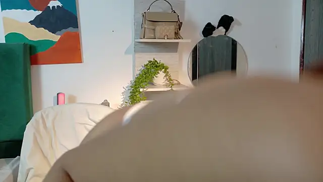 zarahCute online show from 10-15-25, 03:23