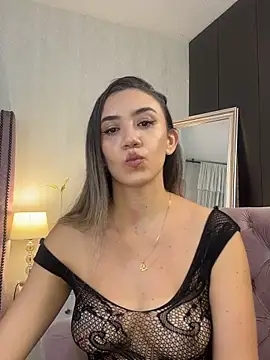 Snapshot of natashaleightt chatting on 09-18-25, 12:01 natashaleightt online show from 09-18-25, 12:01