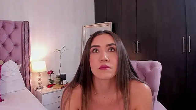 Snapshot of natashaleightt chatting on 03-24-26, 01:32 natashaleightt online show from 03-24-26, 01:32