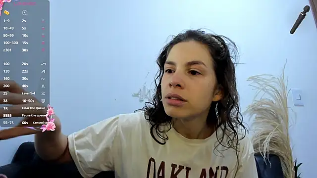 jessyegoldenn online show from 05-13-26, 04:37