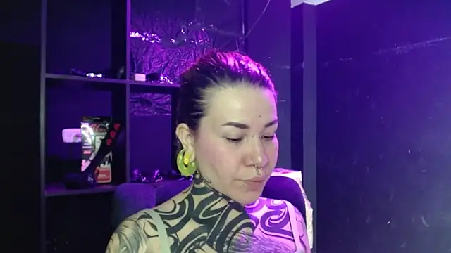 Pandora 9666 online show from 10-21-25, 02:51