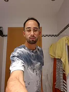Fratello27 online show from 02-21-25, 01:11