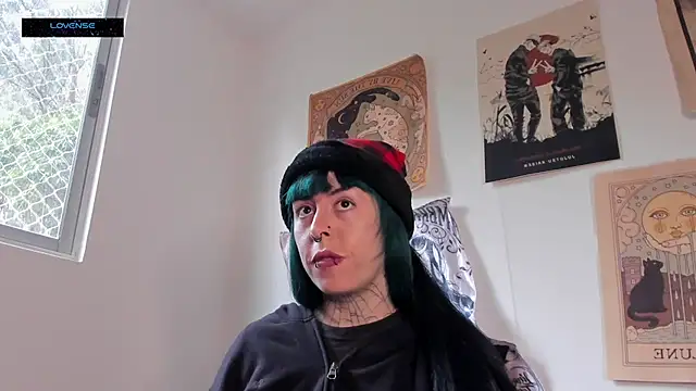 Hisato111 online show from 12-18-25, 01:39