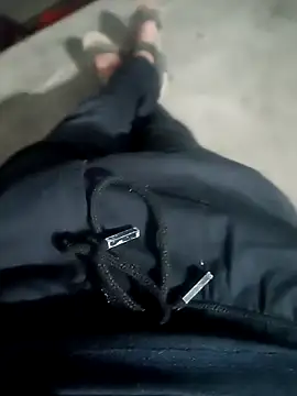 Snapshot of Delhi_BoyBigcock chatting on 03-10-25, 02:26 Delhi BoyBigcock online show from 03-10-25, 02:26