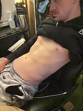 Snapshot of Polaroid_White chatting on 11-03-25, 07:20 Polaroid White online show from 11-03-25, 07:20