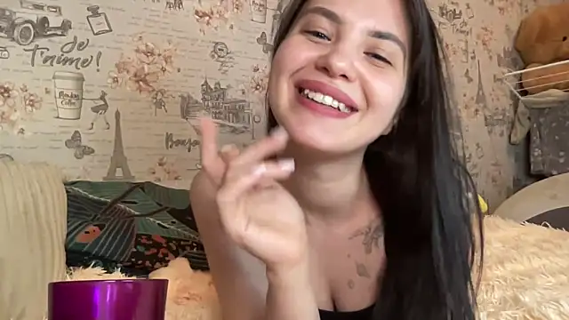 Snapshot of Just_Scarlet_ chatting on 03-18-25, 08:15 Just Scarlet online show from 03-18-25, 08:15