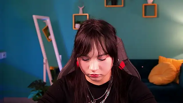 Snapshot of HanaWise chatting on 03-05-25, 08:21 HanaWise online show from 03-05-25, 08:21