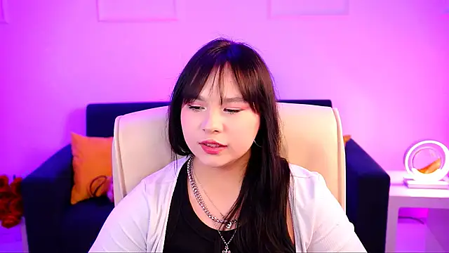 Snapshot of HanaWise chatting on 03-15-25, 07:09 HanaWise online show from 03-15-25, 07:09