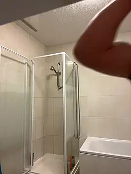 rickalishas8819 online show from 02-26-25, 08:00