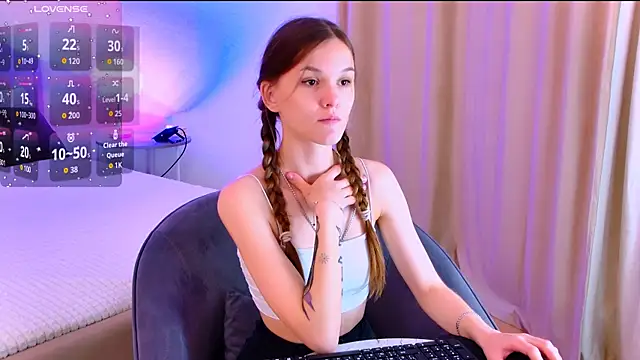 Amber Rogers online show from 10-11-25, 02:26