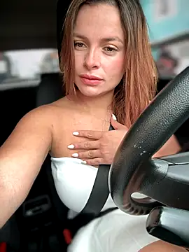 gynna kimera online show from 10-27-25, 12:53