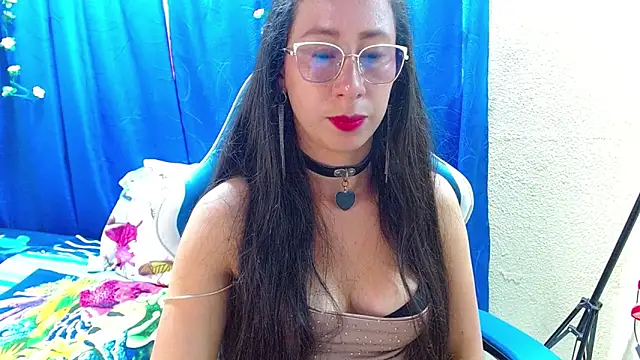 Gia leinn online show from 04-30-26, 08:57