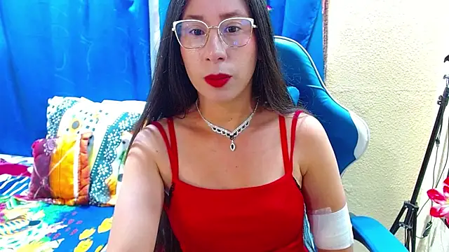 Gia leinn online show from 06-21-26, 07:27