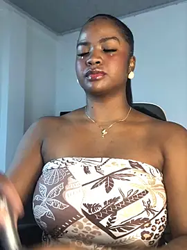 ValerieBlakee online show from 05-17-26, 12:01