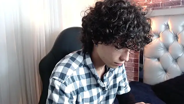 andres ocasio online show from 03-12-25, 04:46