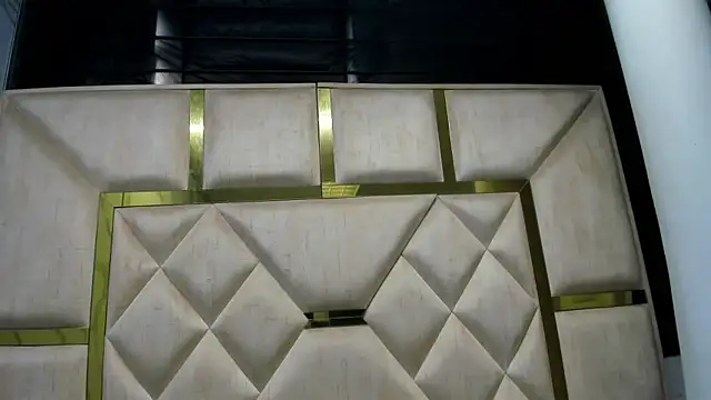 Kendall 6669 online show from 11-20-25, 01:11