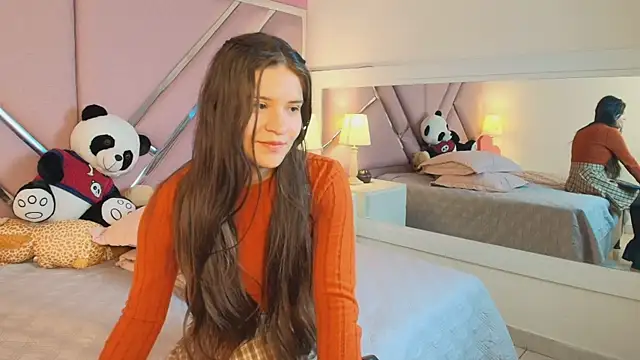 Emilybennett  online show from 03-07-25, 08:44