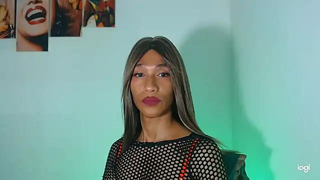 red veltet online show from 10-24-25, 08:33