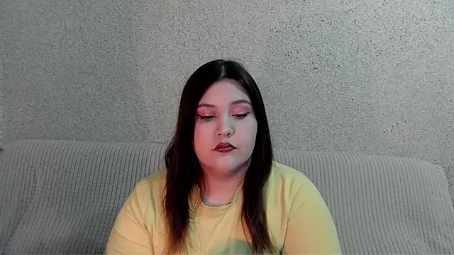 Snapshot of rachelwild chatting on 10-28-25, 05:26 rachelwild online show from 10-28-25, 05:26